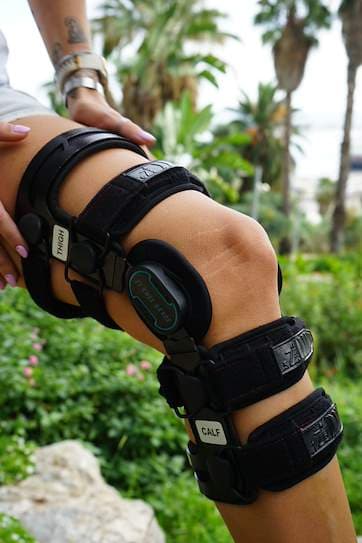 Z1 Knee Brace